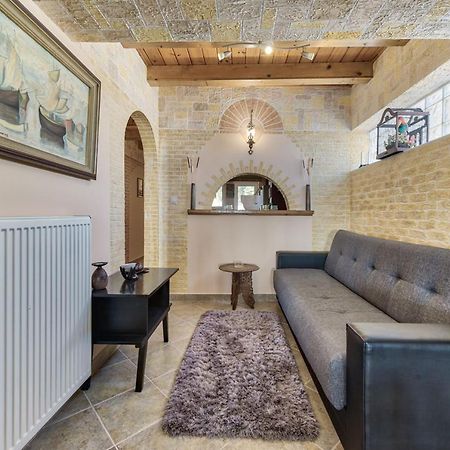 Green Boat Apartment Akrotiri  ภายนอก รูปภาพ