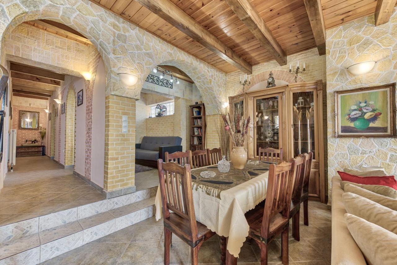 Green Boat Apartment Akrotiri  ภายนอก รูปภาพ