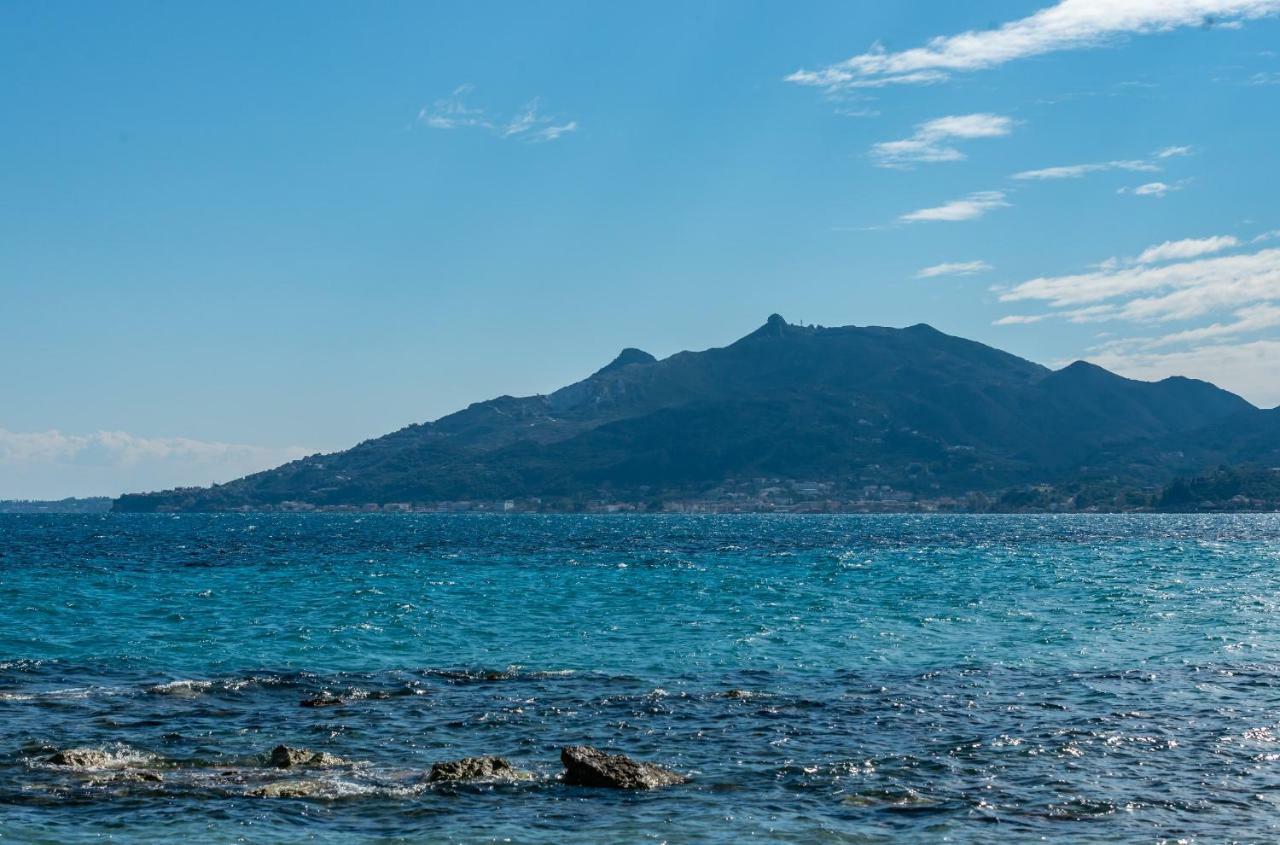 Green Boat Apartment Akrotiri  ภายนอก รูปภาพ